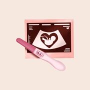 PosiÂtiÂver-SchwanÂgerÂschaftsÂtest Positiver Schwangerschaftstest mit Ultraschall