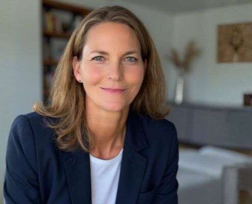 Herausgeberin Claudia Remsing