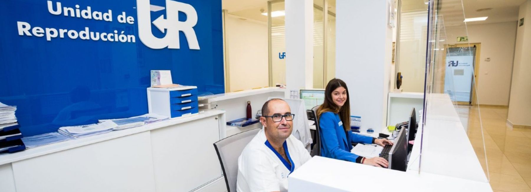 UR vistahermosa Kinderwunschklinik in Spanien alicante Mitarbeiter am Empfang